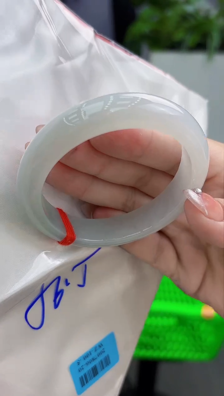 【闪购商品】翡翠手镯未镶嵌翡翠手镯