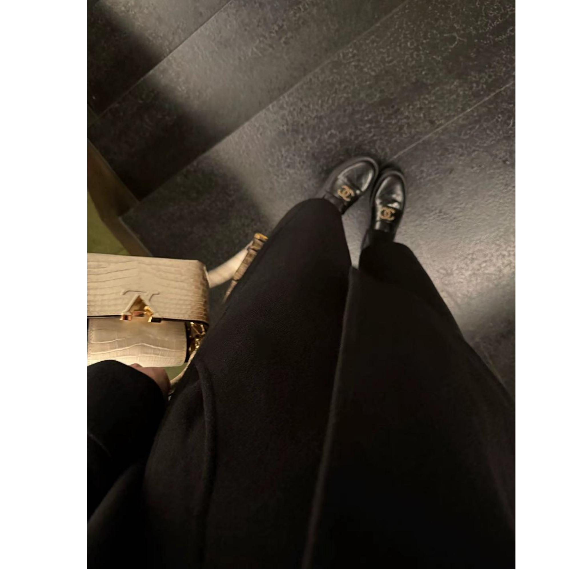 Syna希娜『黑标系列』高支进口绵羊毛锥形裁剪九分裤 