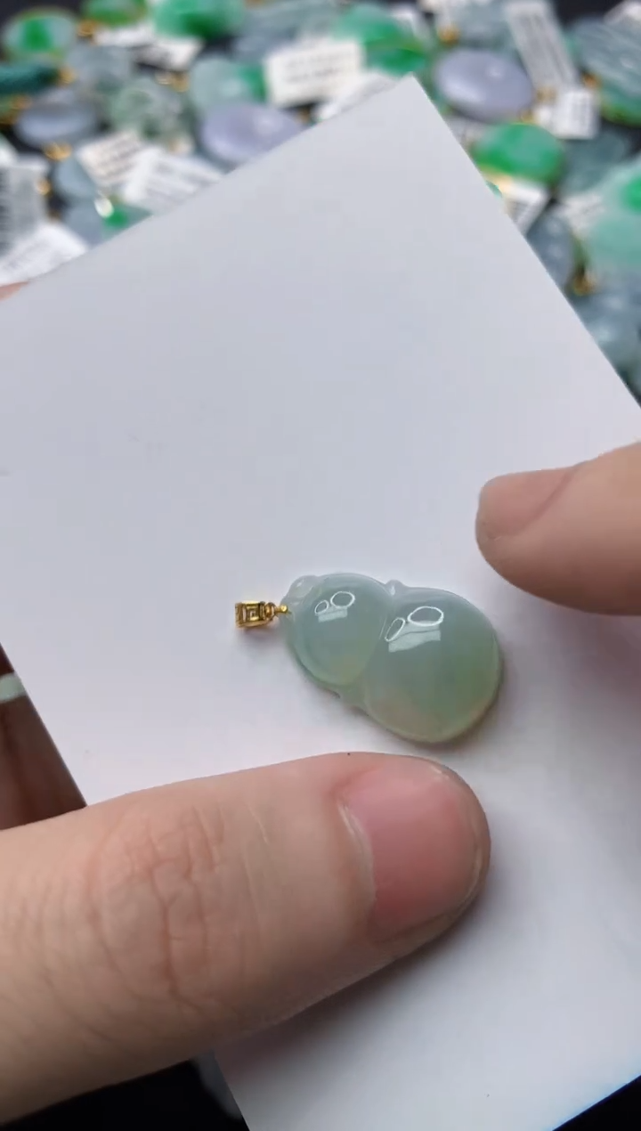 【闪购商品】翡翠颈饰18K金镶嵌31.........