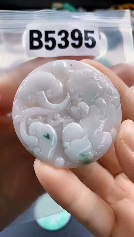 颈饰未镶嵌翡翠天然翡翠吊坠挂件