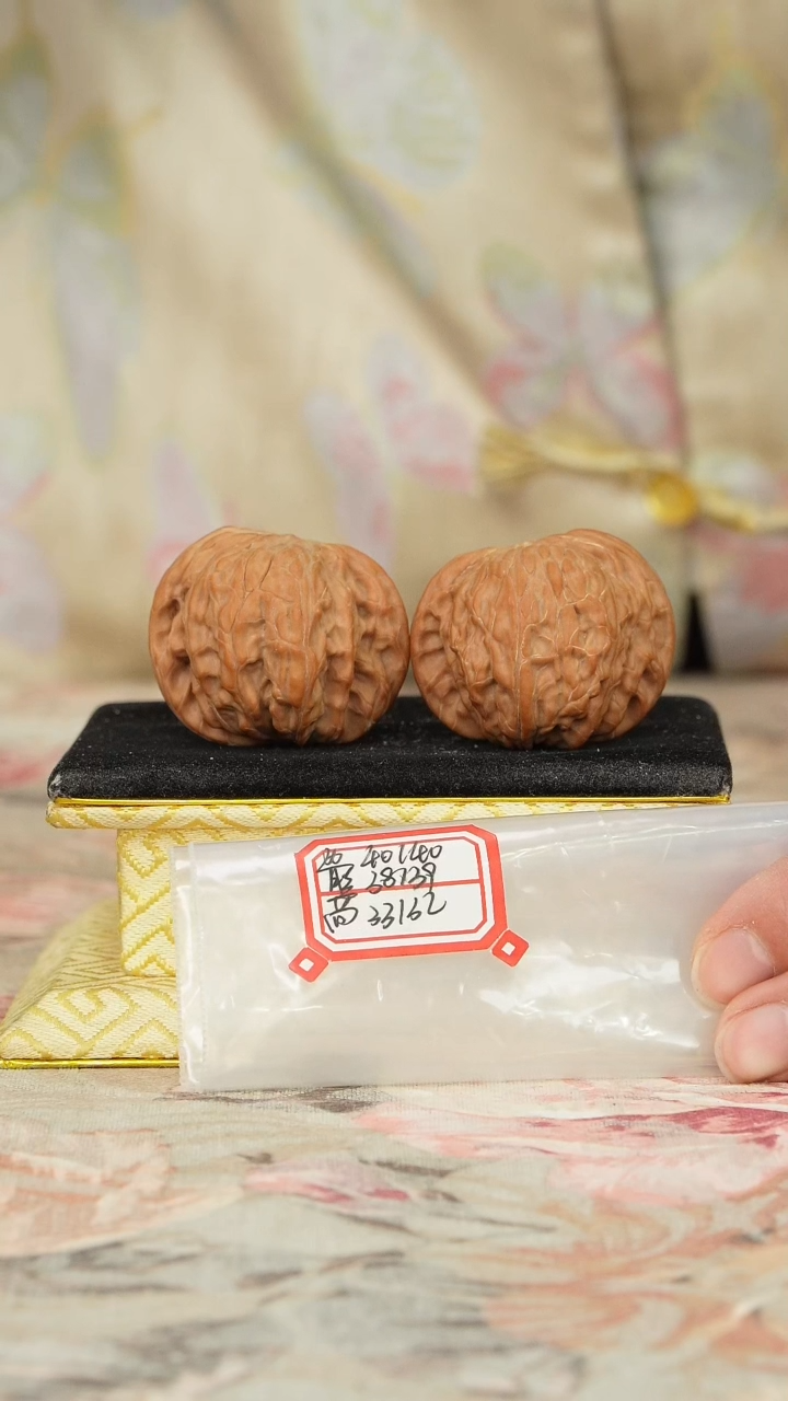 【闪购商品】文玩核桃把件磨盘