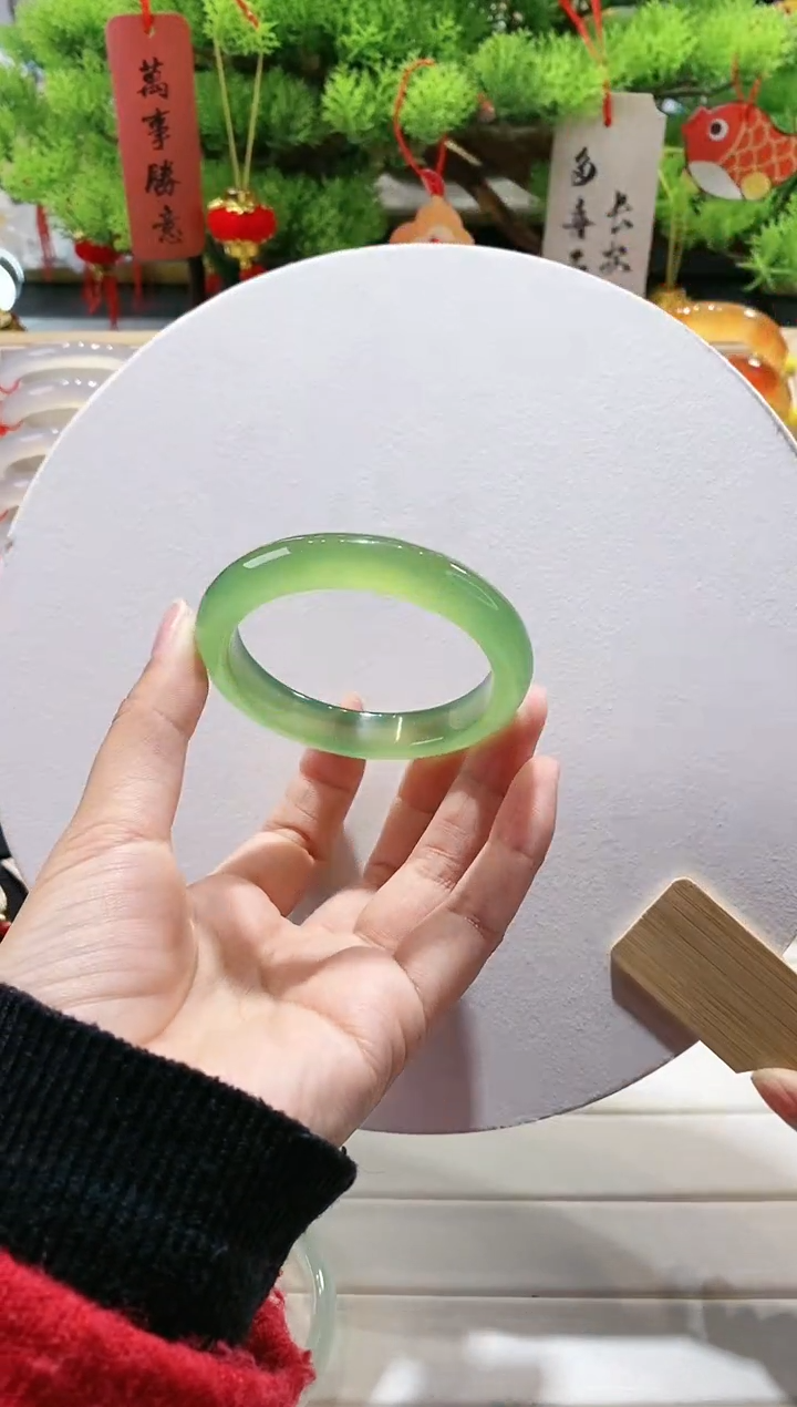 【闪购商品】玛瑙/玉髓手镯未镶嵌129-53