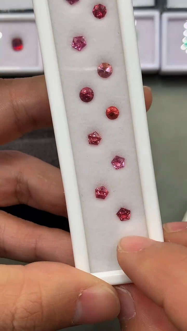 【闪购商品】定制尖晶石裸石未镶嵌雪花切 一盒10/P 3.21ct