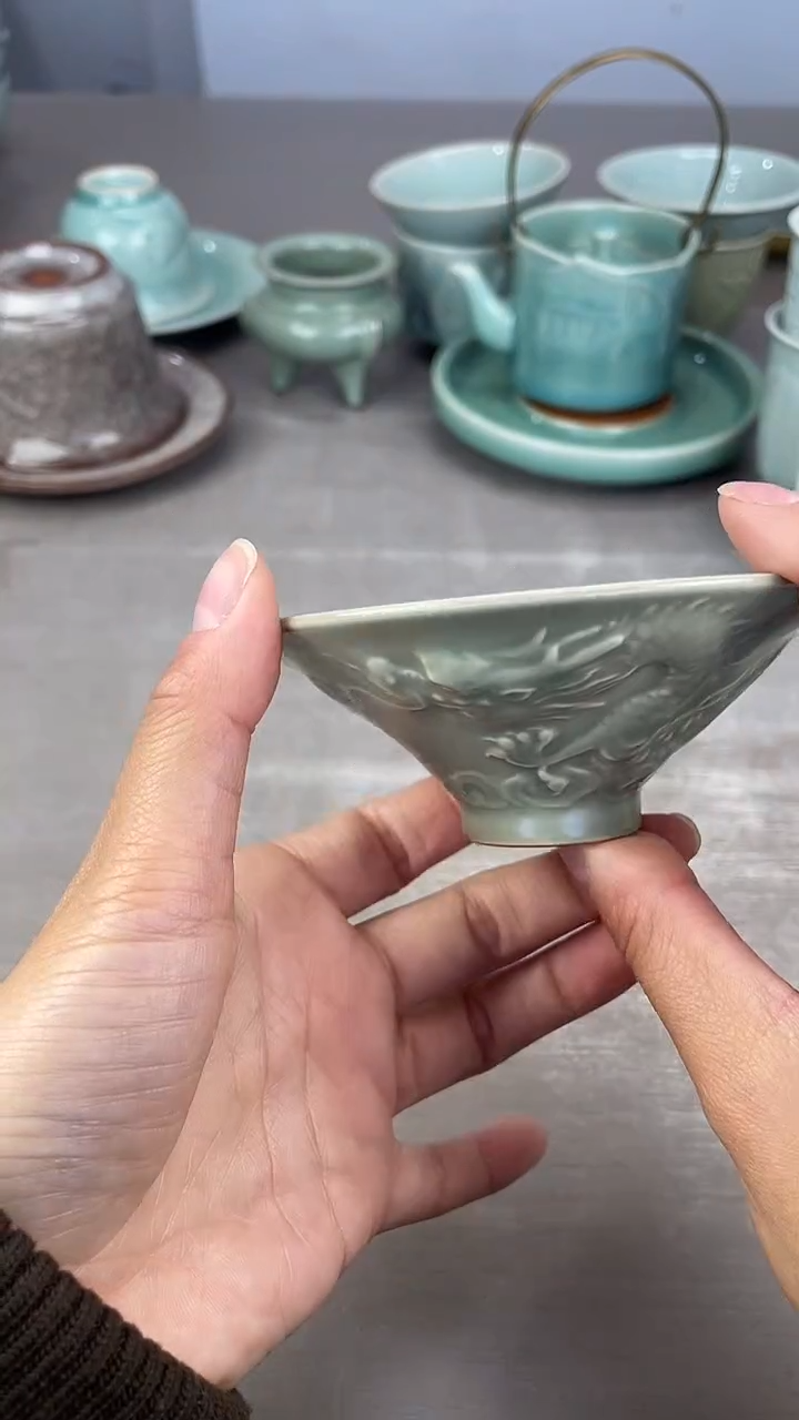 青瓷仓储福利清仓