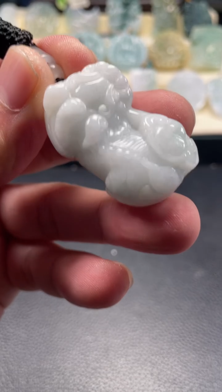 颈饰未镶嵌翡翠12/28/071