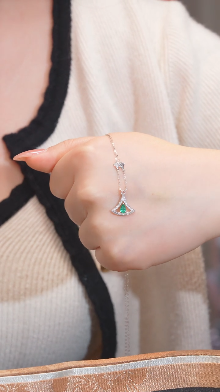 【闪购商品】祖母绿项链18K金镶嵌@@U7491