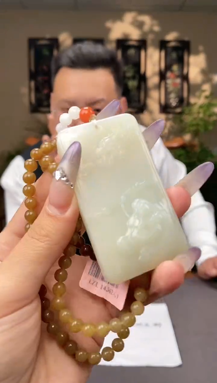 和田玉未镶嵌颈饰C062