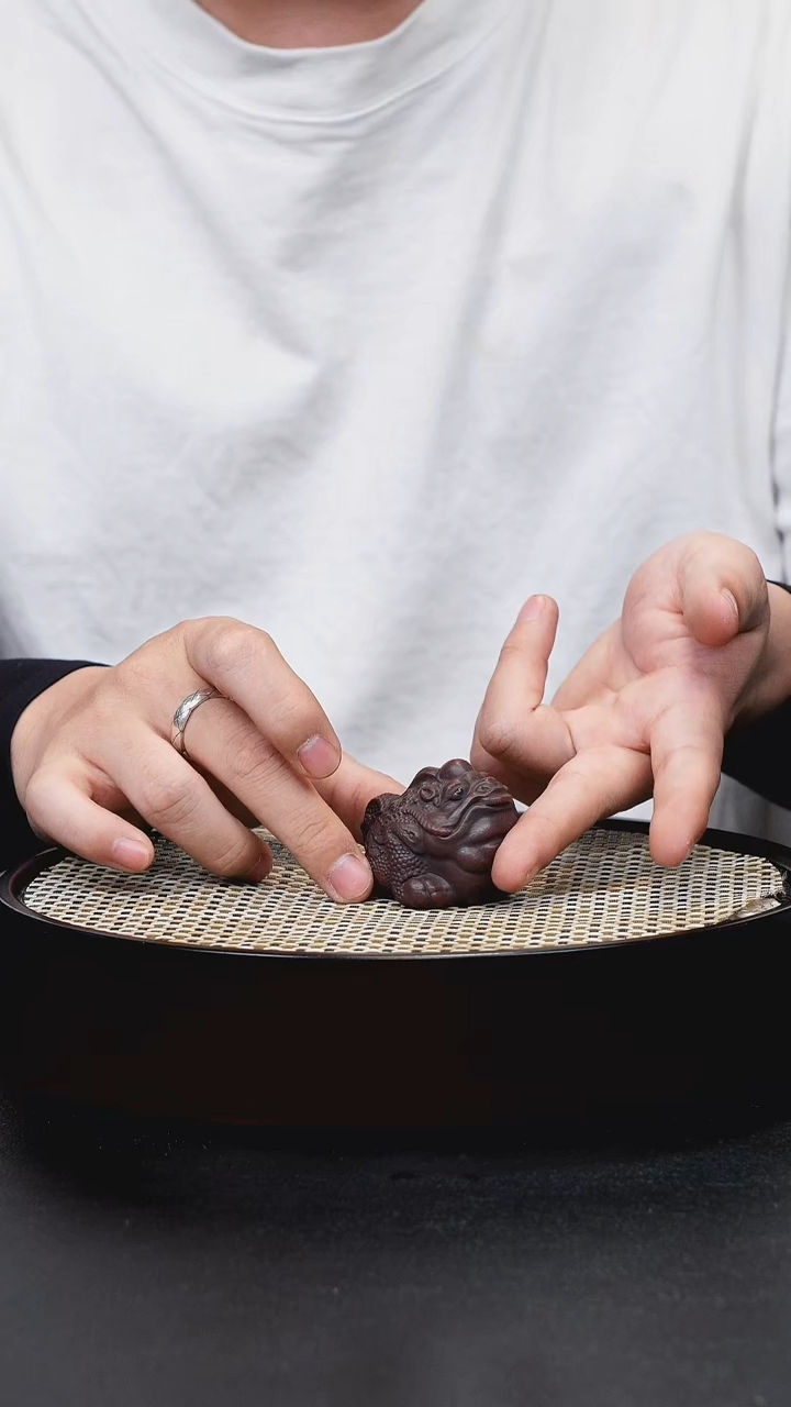 茶壶紫砂紫砂三组金蟾茶宠