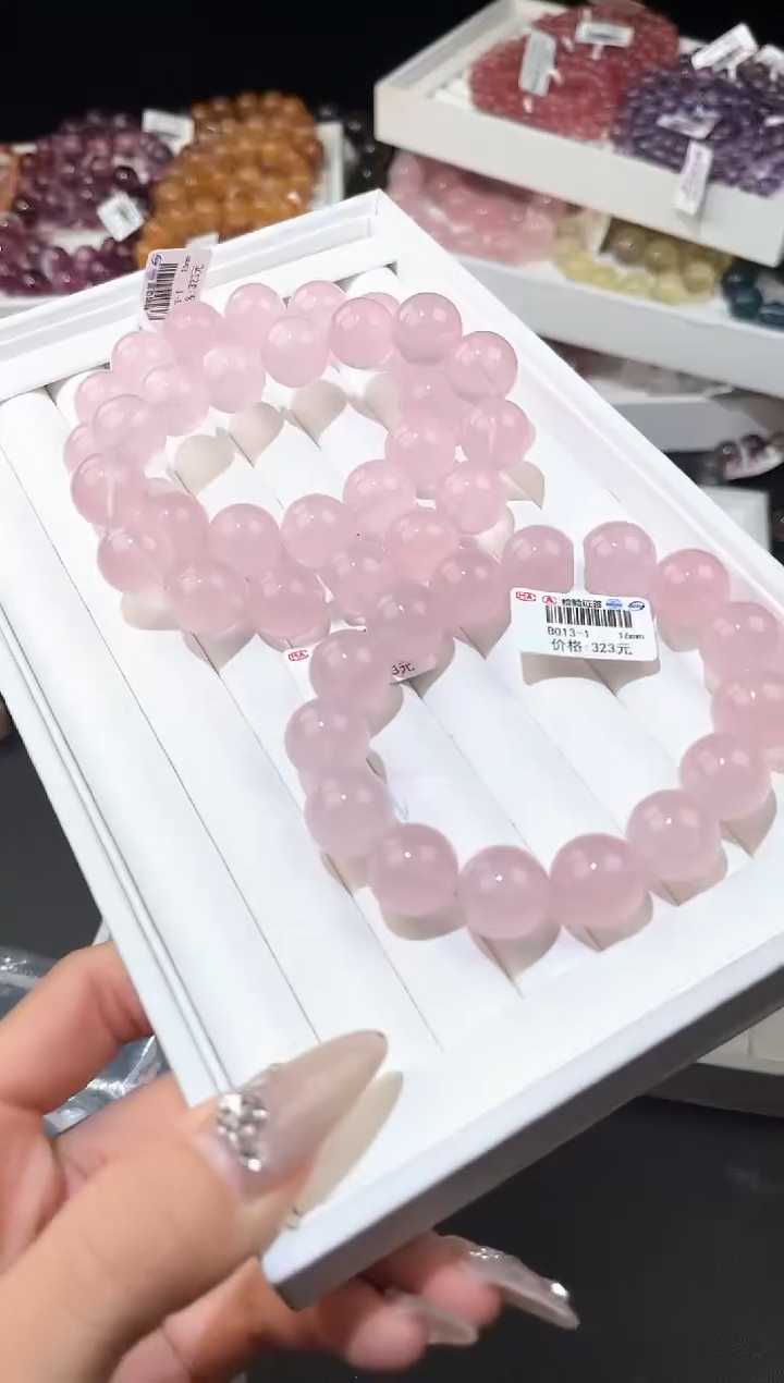 【闪购商品】水晶手链未镶嵌多样性发一粉晶16mm