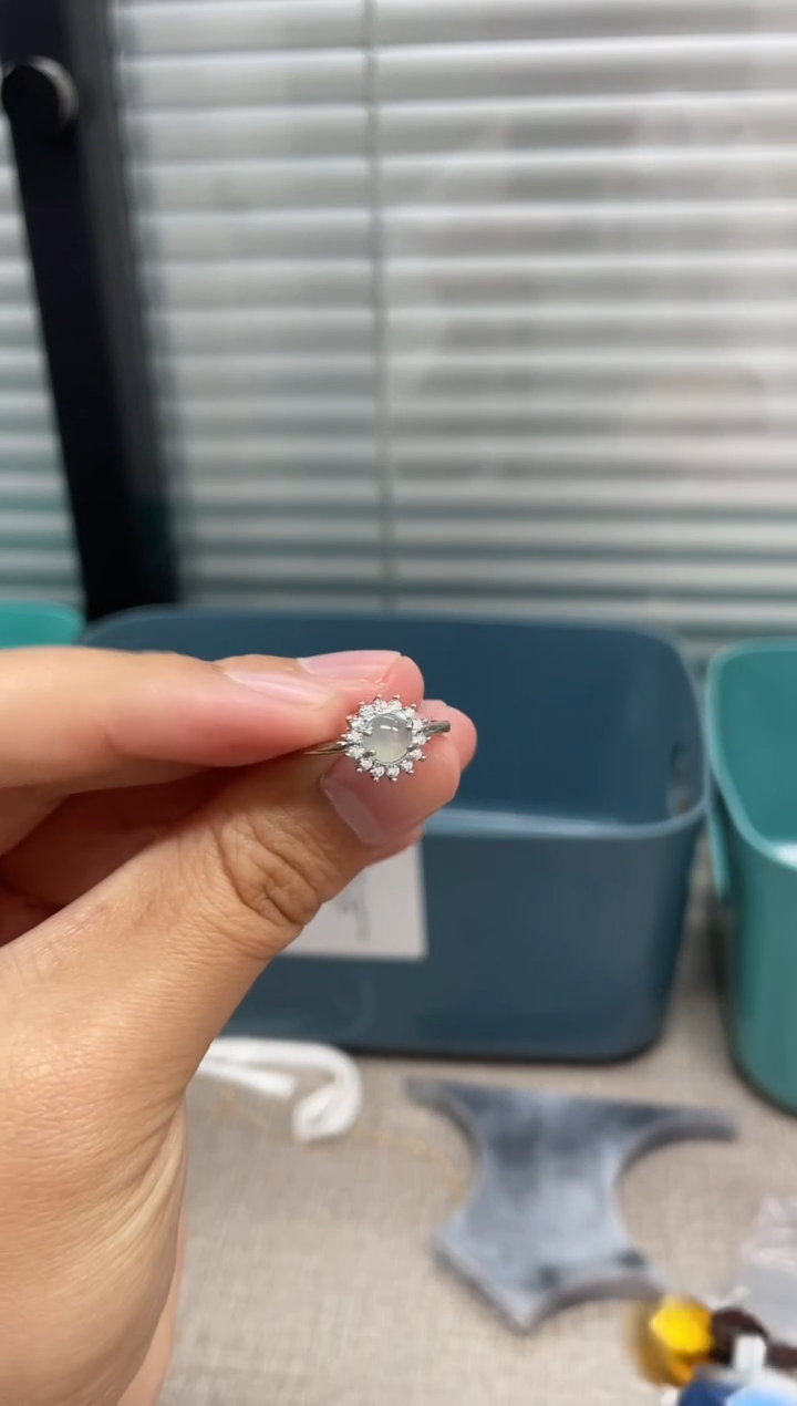 【闪购商品】翡翠戒指银S925镶嵌白冰戒指