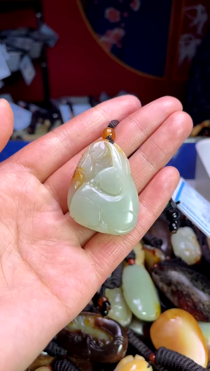 【闪购商品】和田玉颈饰未镶嵌1