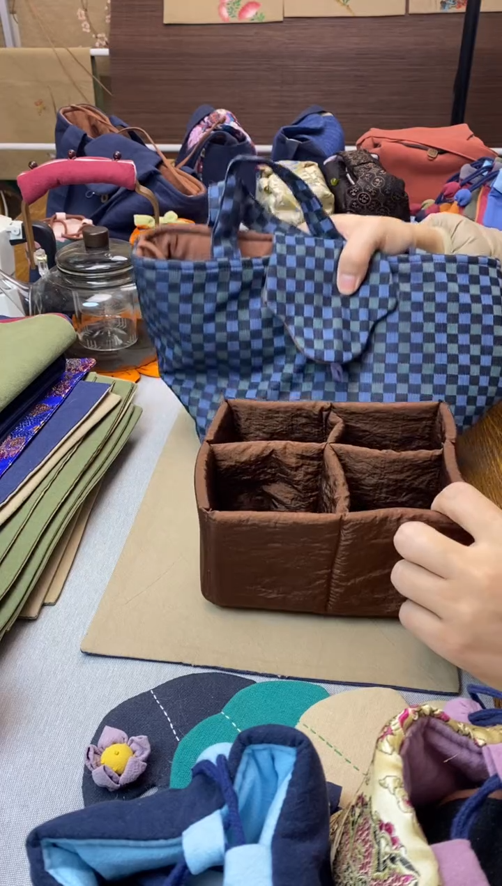 绿格子双手提+四格内胆