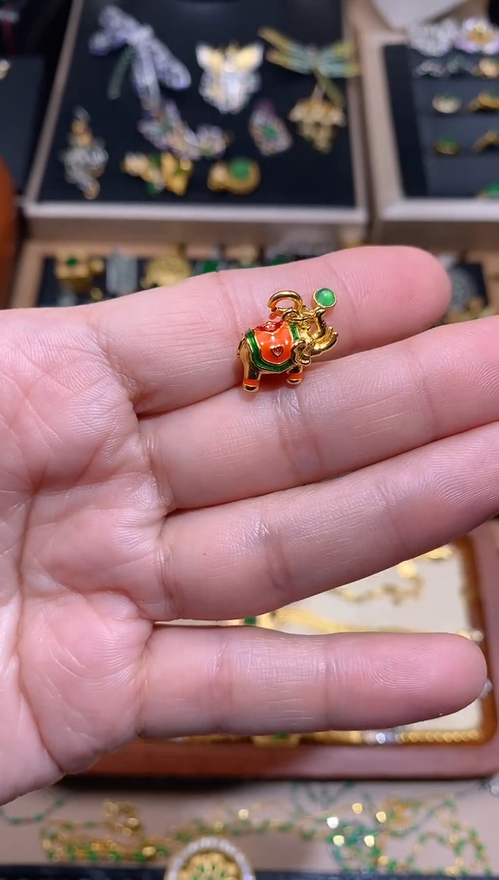 【闪购商品】翡翠吊坠(不含链)银S925镶嵌大象