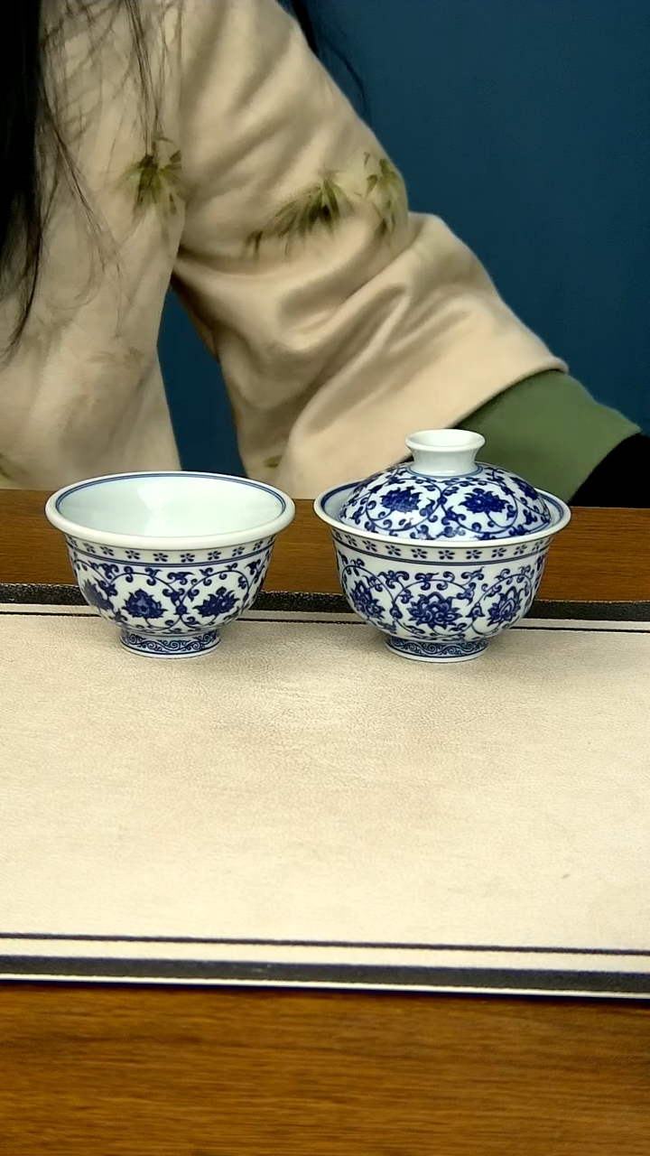 【闪购商品】青花缠枝莲两件套-----大压