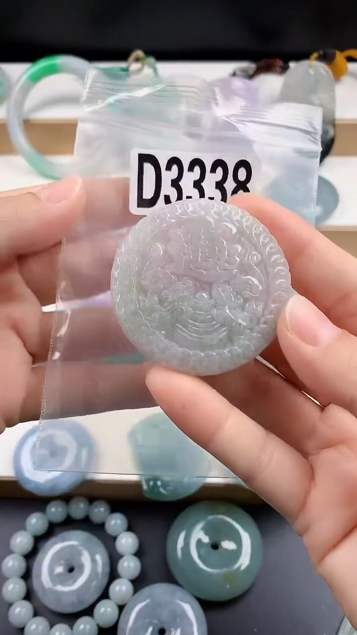 颈饰未镶嵌翡翠天然翡翠吊坠挂件