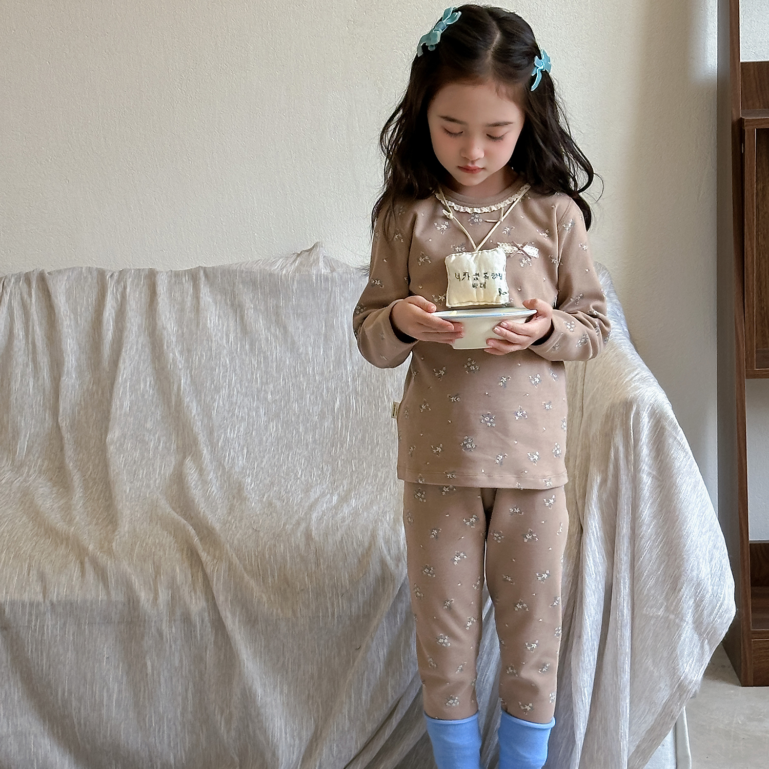 泡妈童装  秋冬季新款儿童男童女童保暖家居服套装110-09