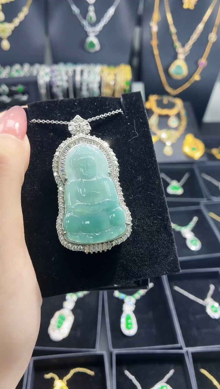 翡翠未镶嵌颈饰吊坠