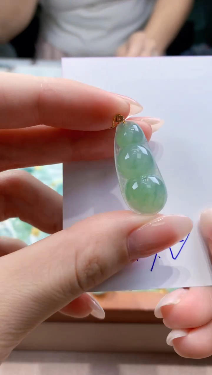 翡翠18K金镶嵌颈饰 天然缅甸a货翡翠