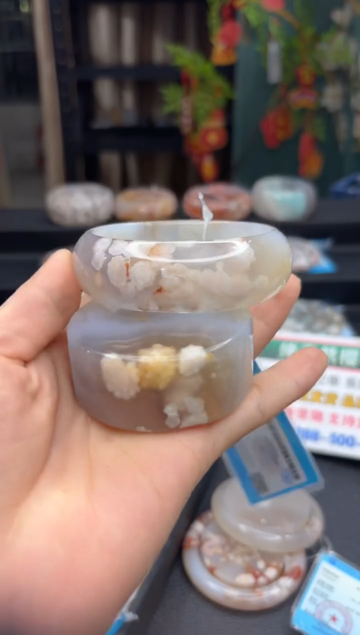 【闪购商品】石英质玉手镯未镶嵌246（58圈赠送镯心）