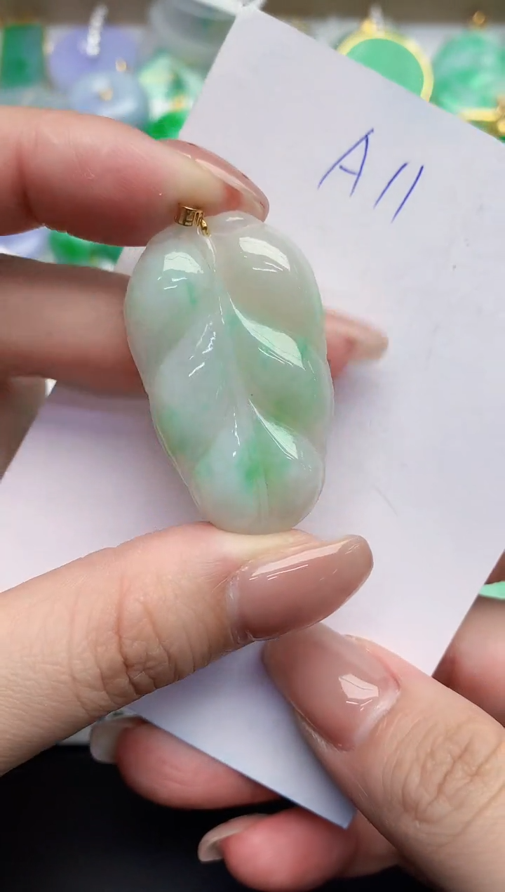 【闪购商品】翡翠颈饰18K金镶嵌00000000000