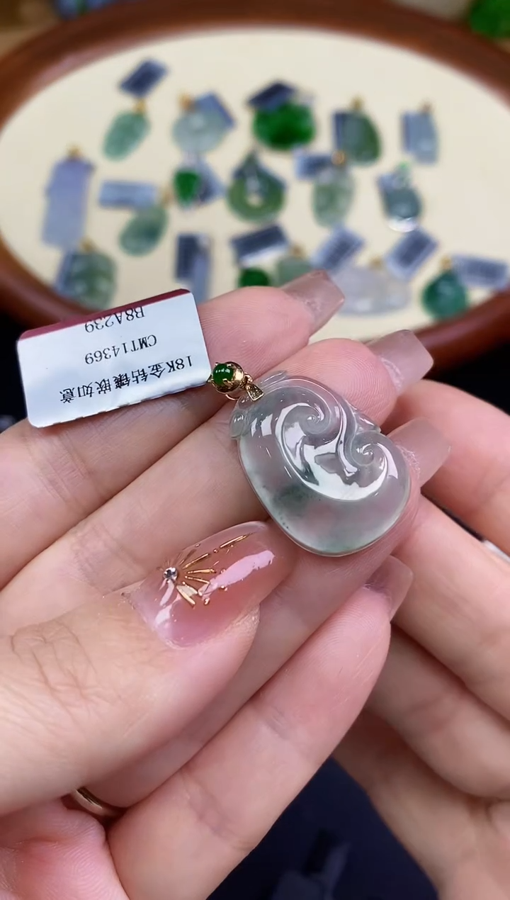 吊坠(不含链)18K金镶嵌翡翠如意18K金扣镶嵌@@CMT14369