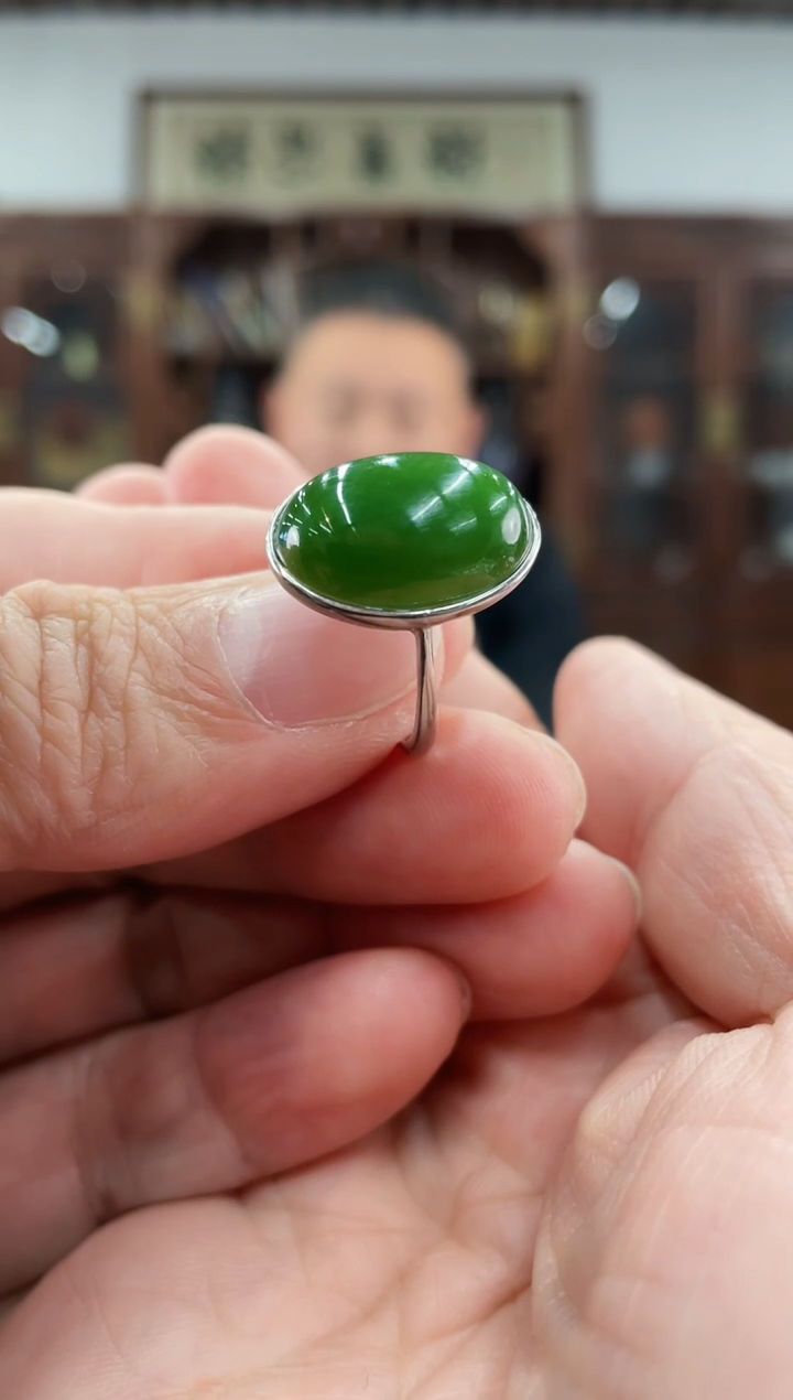 【闪购商品】和田玉戒指银S925镶嵌大蛋面戒指