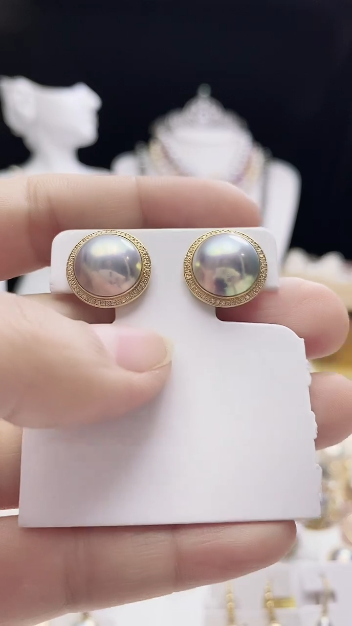 【闪购商品】拼合珍珠（马贝珠）耳饰18K金镶嵌海水马贝珍珠耳钉