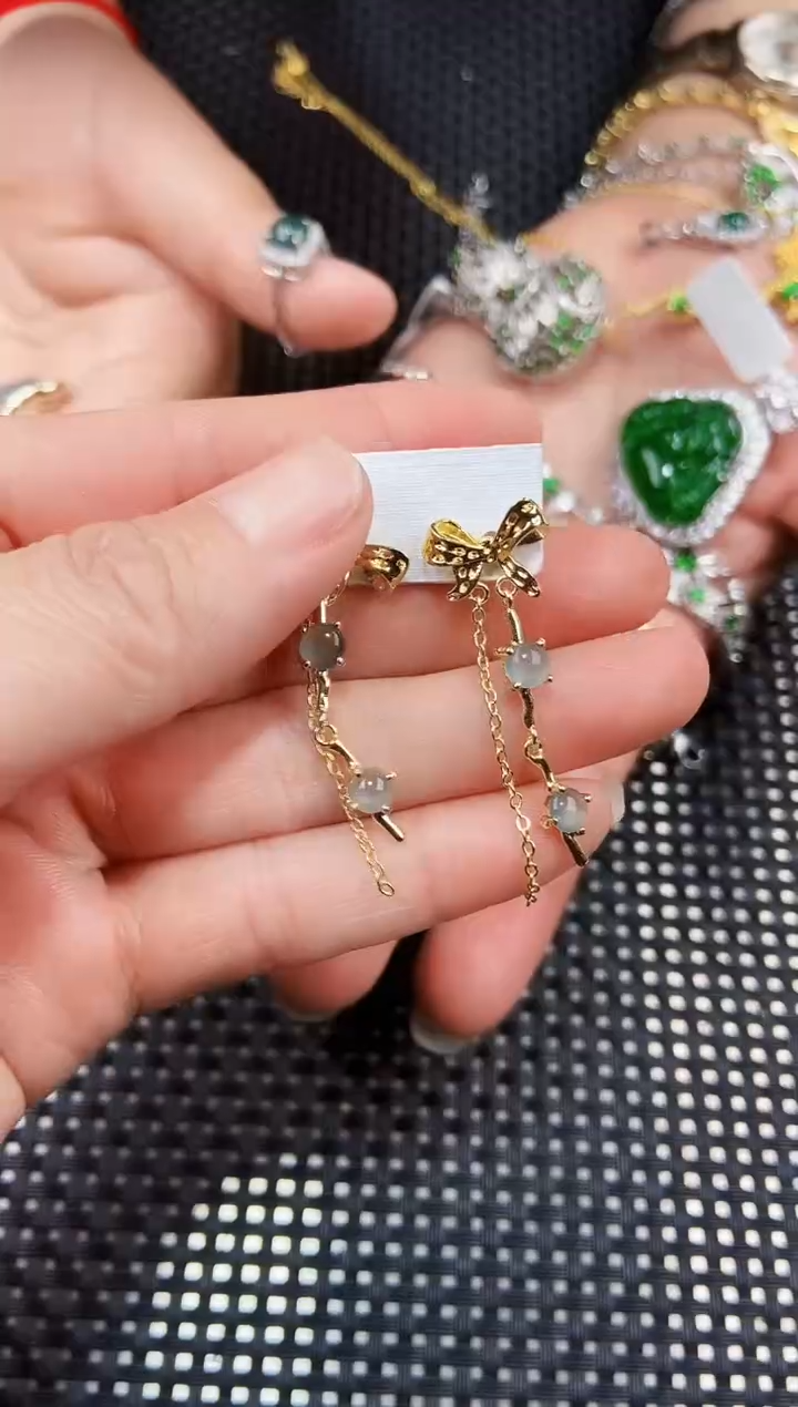 【闪购商品】翡翠耳饰未镶嵌1111111111