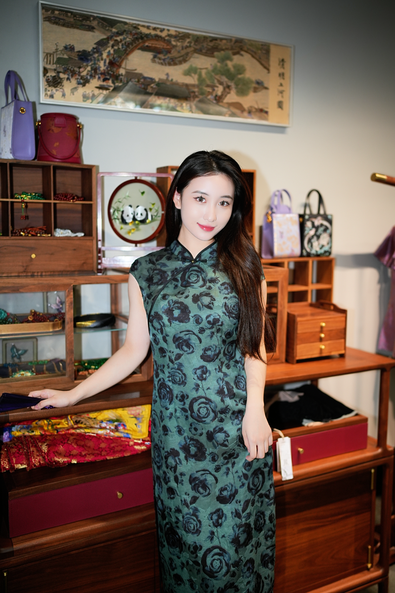 蓝大【凰珮】新中式桑蚕丝连衣裙7884