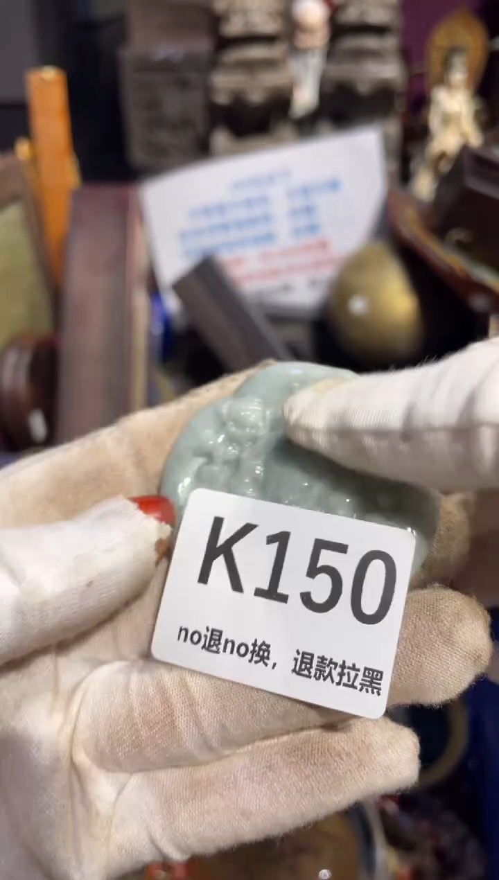 瓷片丫***辣表姐直播所见所得