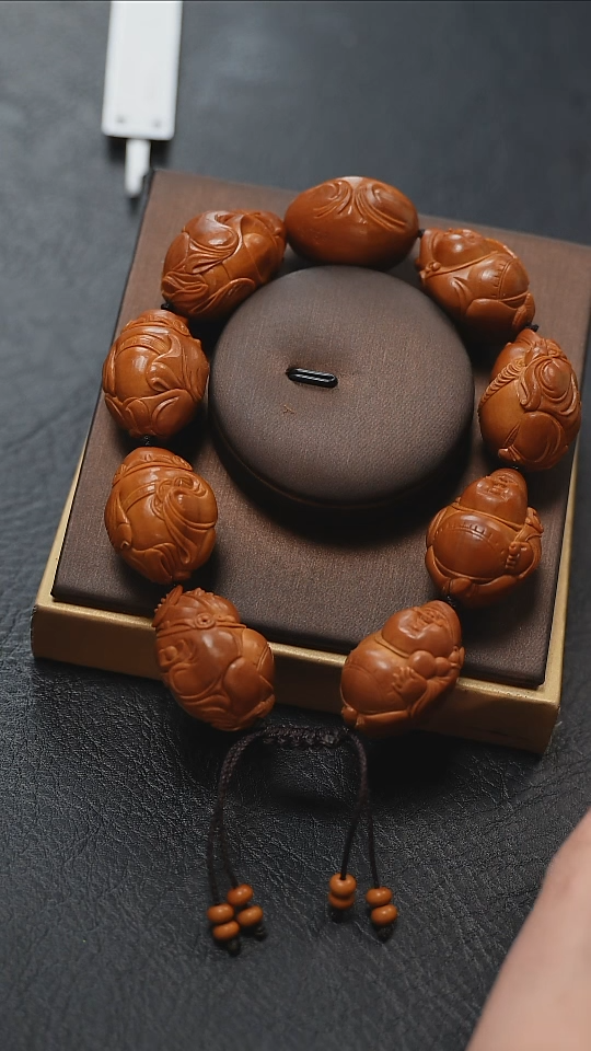 【闪购商品】橄榄核吊坠梦梦精品核雕