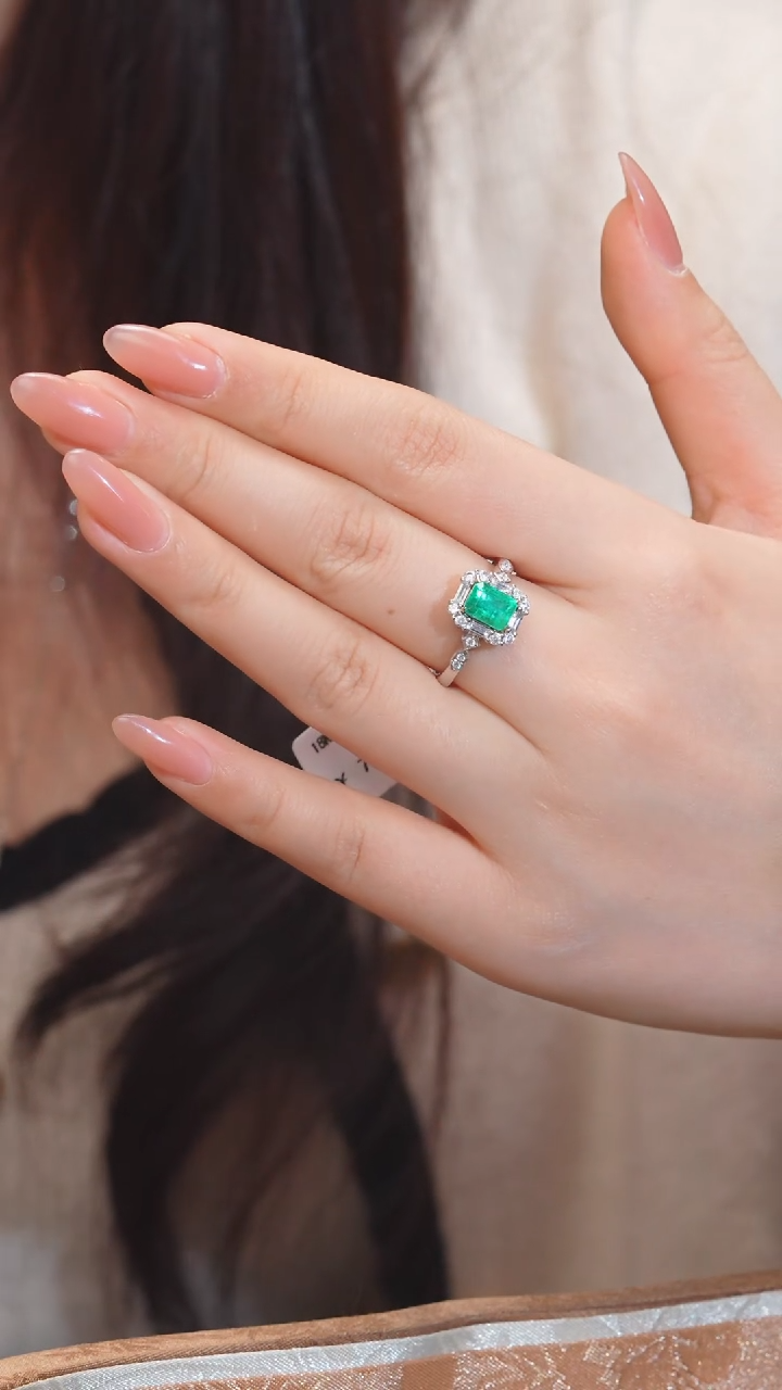 【闪购商品】祖母绿戒指18K金镶嵌（1.3ct）@@S1296