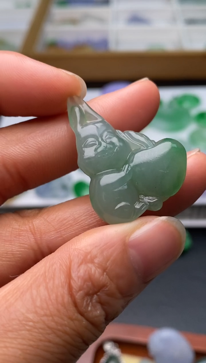 【闪购商品】定制翡翠未镶嵌翡翠毛货~