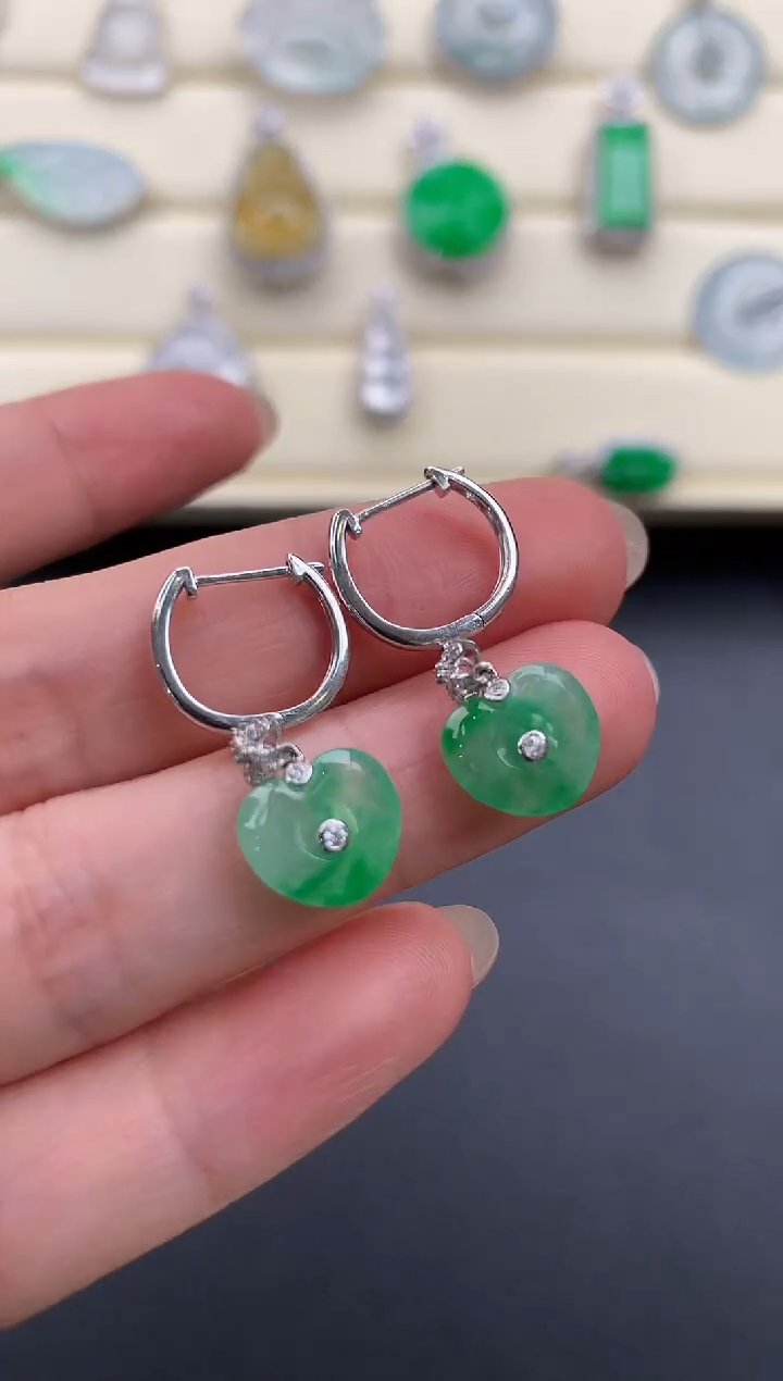 【闪购商品】翡翠颈饰18K金镶嵌X374         