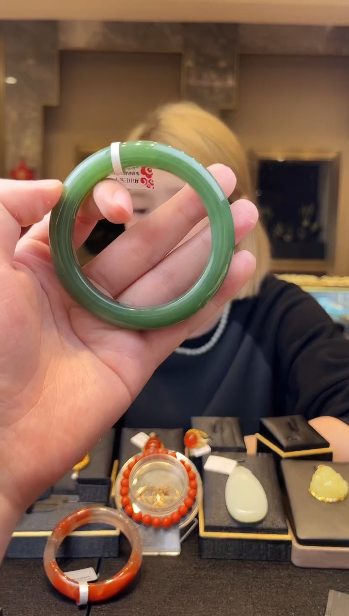 【闪购商品】和田玉手镯未镶嵌SH265 多样性发其一