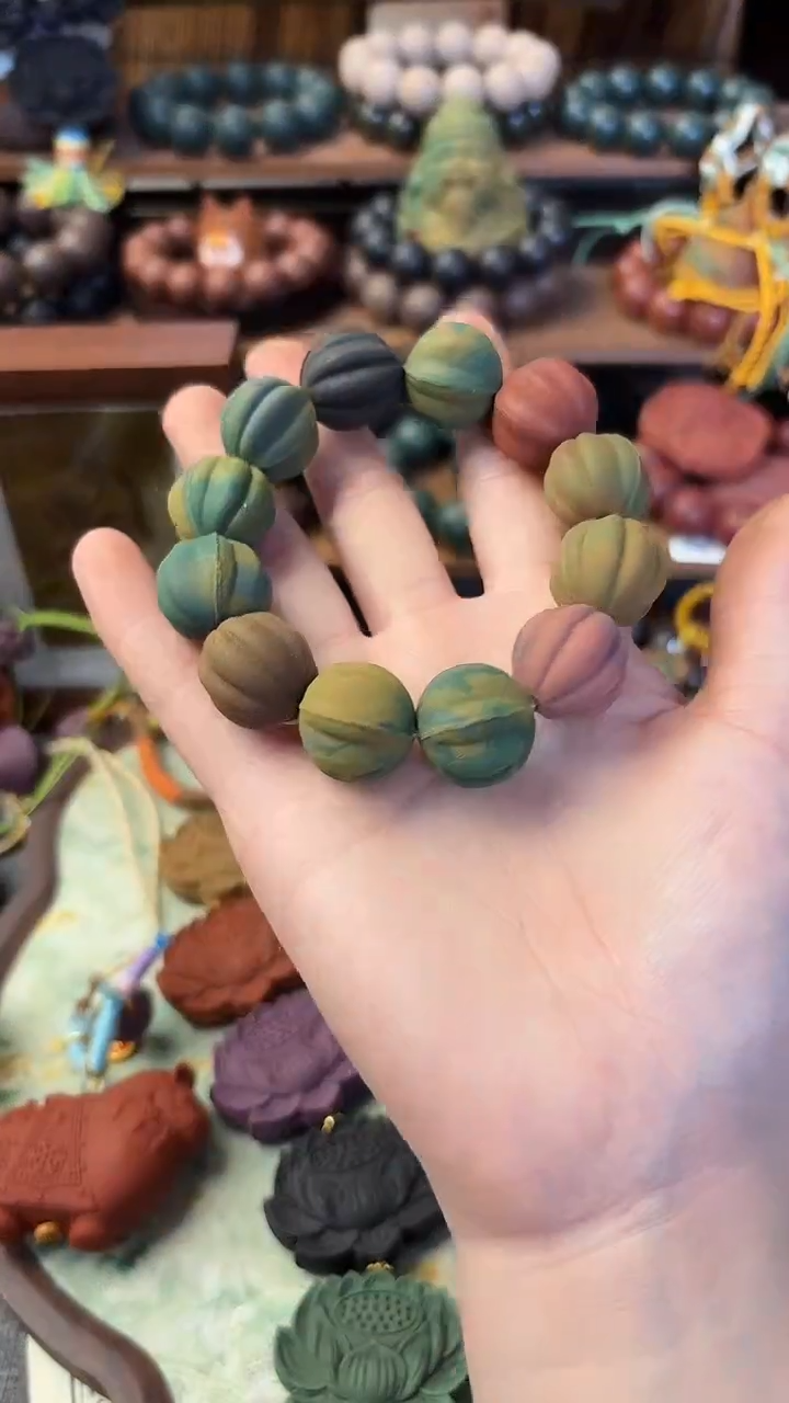 泥塑瓜珠多宝手串一条