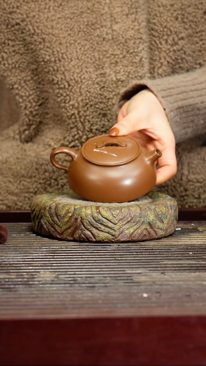 宜兴原矿紫砂壶茶壶宜兴原矿紫砂壶茶壶120C