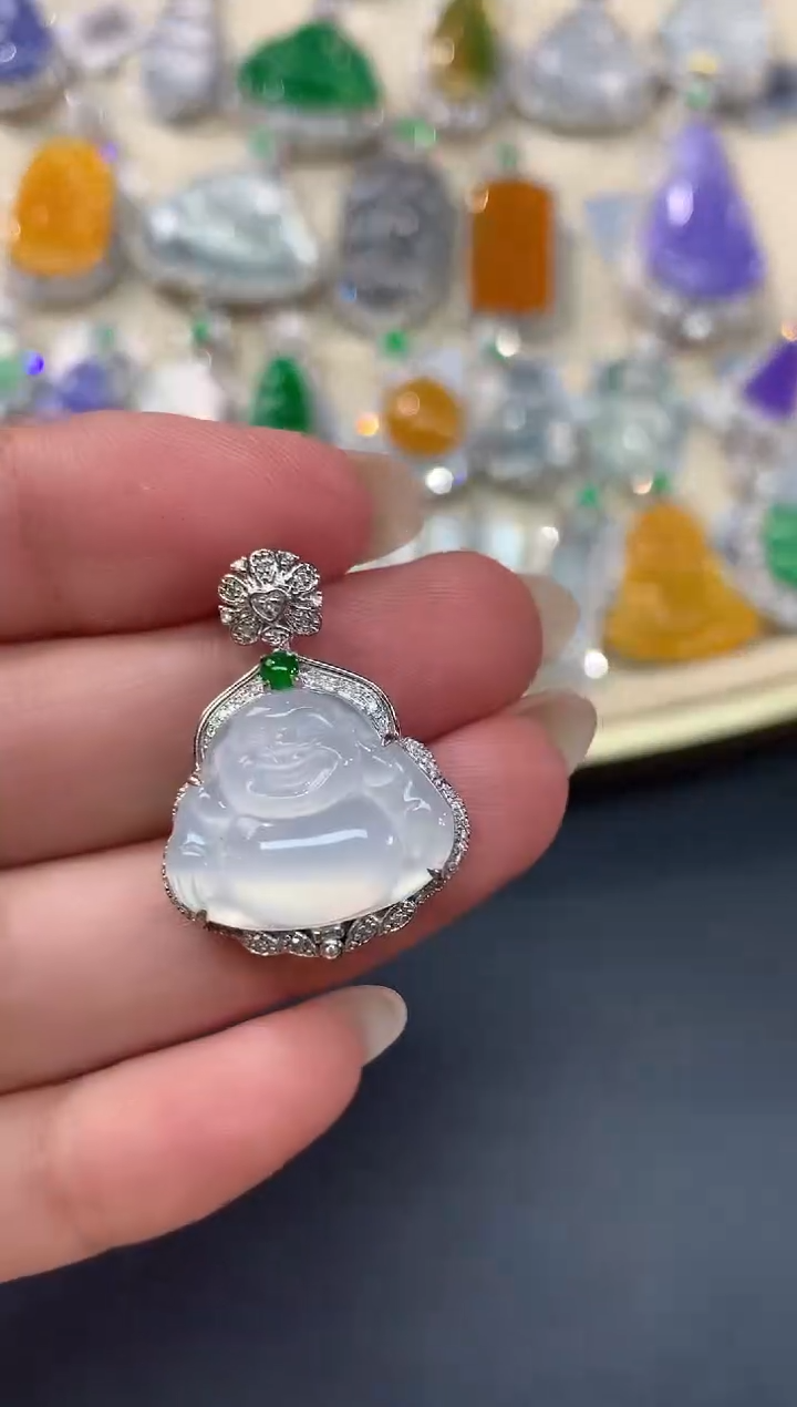 【闪购商品】翡翠吊坠(不含链)18K金镶嵌吊坠A284|4980