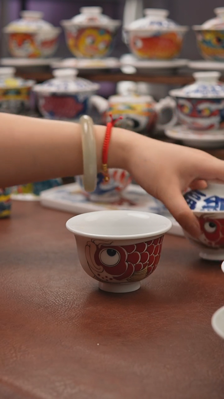 昨明 （福利价格）手绘柴窑纳福压手杯