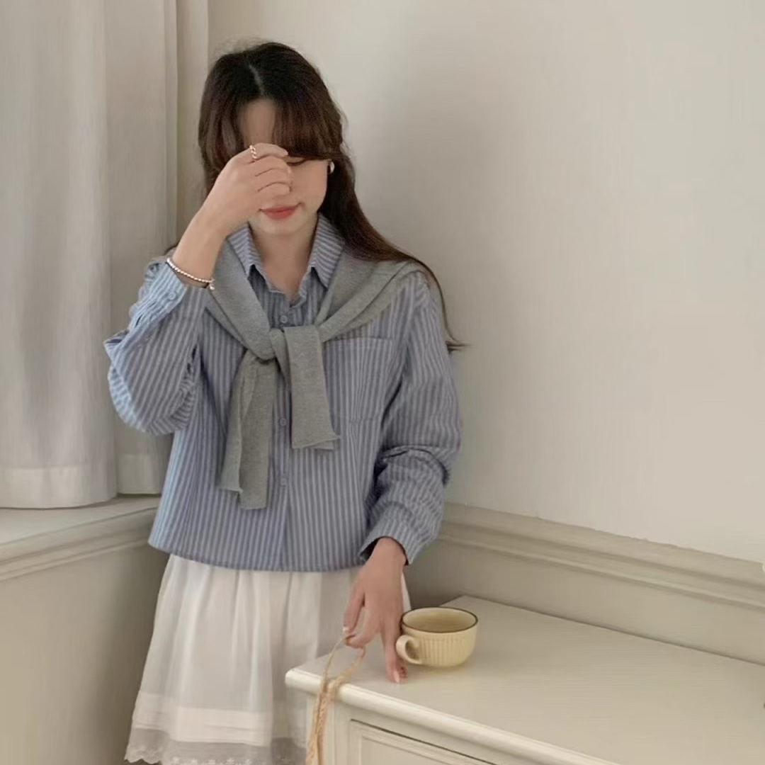 条纹薄款针织翻领长袖宽松型衬衫秋季韩系披肩
