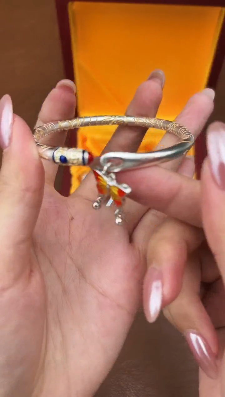 万家文玩阁珐琅彩蝴蝶银手镯链接@@SP341