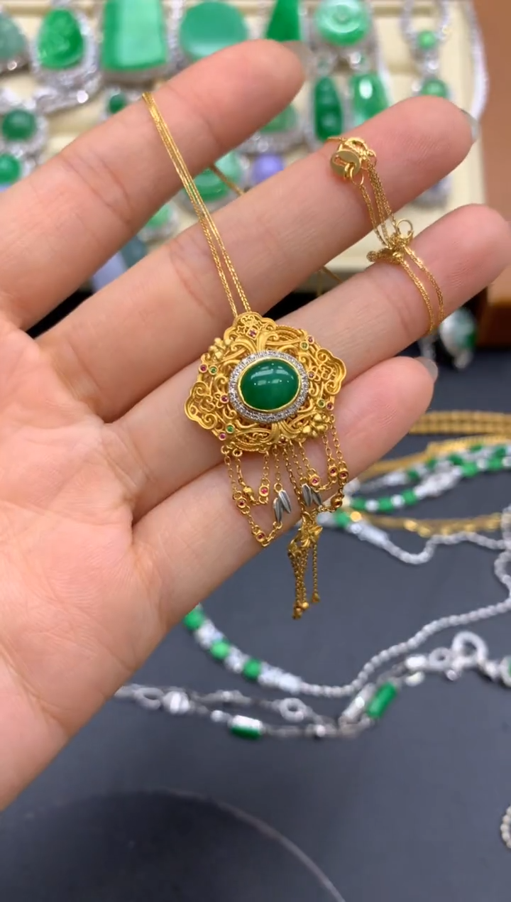 【闪购商品】翡翠颈饰18K金镶嵌459-中国好珍宝