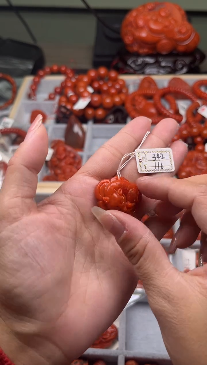 【闪购商品】南红玛瑙珠宝奇石未镶嵌342