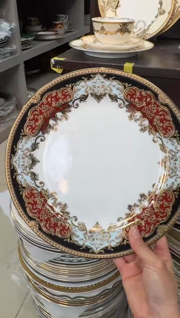 【闪购商品】瓷片10.5寸平盘1个  福利价