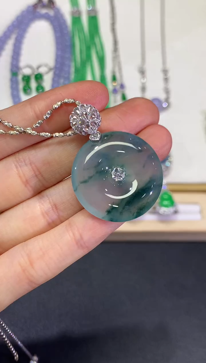 【闪购商品】翡翠颈饰18K金镶嵌团购35