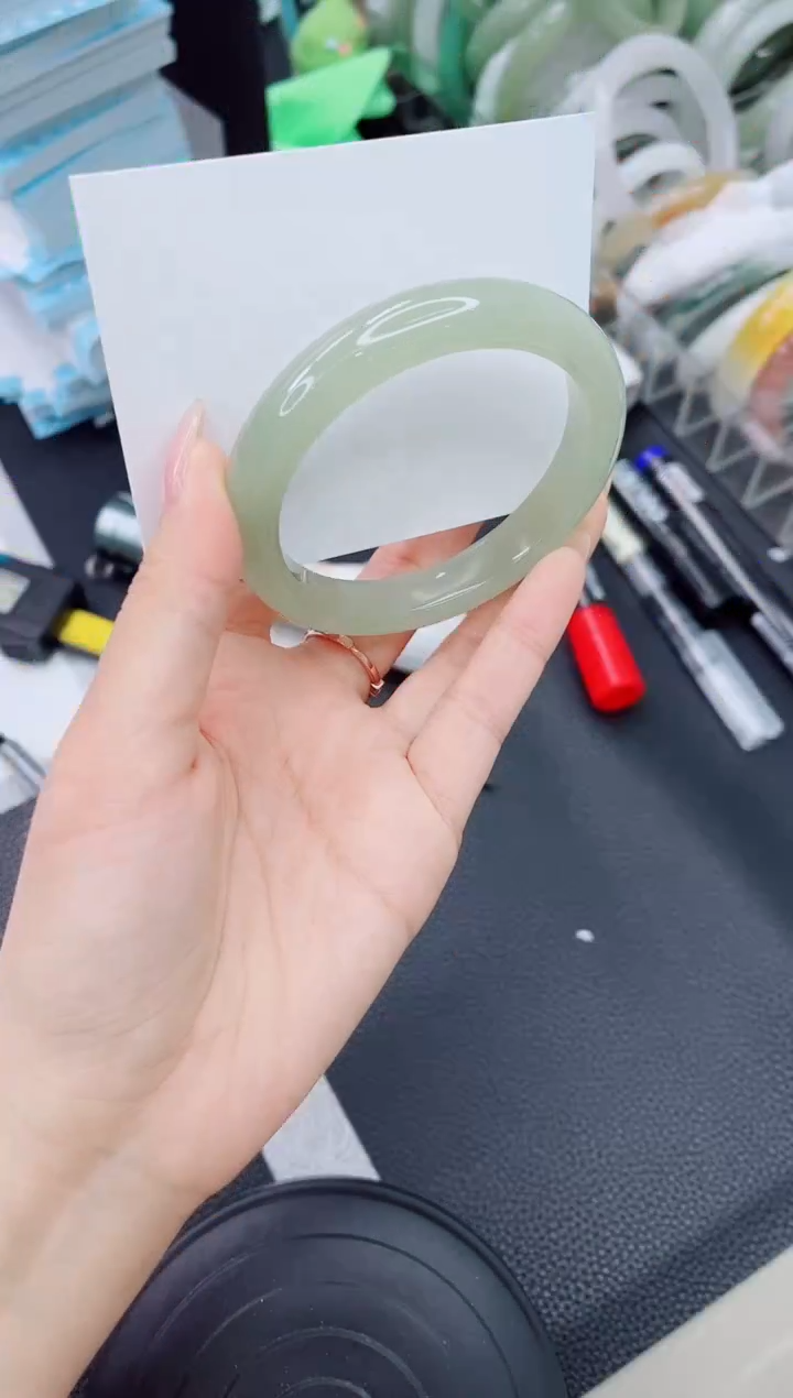 石英质玉手镯未镶嵌a36-58.1