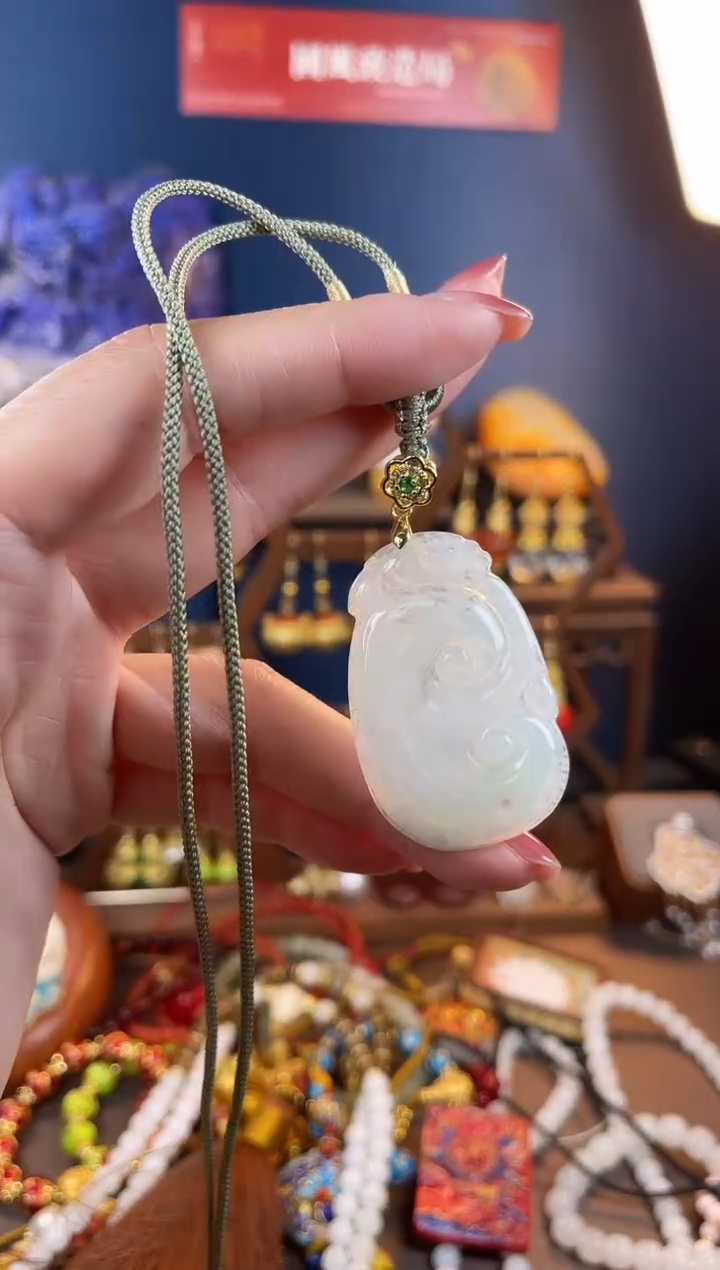 未镶嵌挂件翡翠，112329