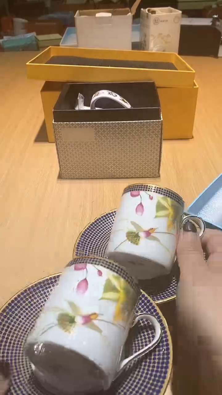 【闪购商品】瓷片锅碗瓢盆一件不剩