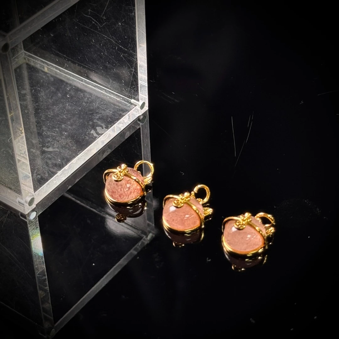 S998 草莓晶镶嵌吊坠【多样性发其一】