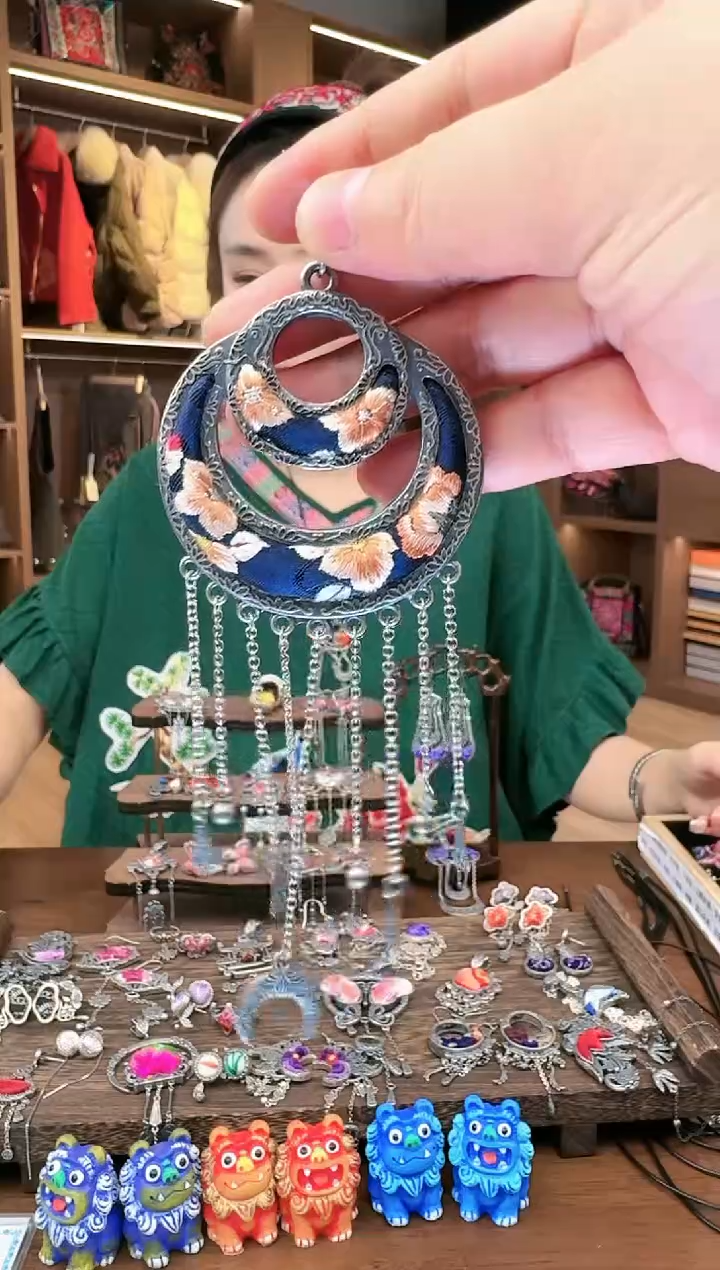 【闪购商品】织绣247黔东南苗族刺绣